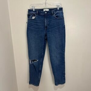 Abercrombie and Fitch High Rise Mom Jean‎ 8 29
